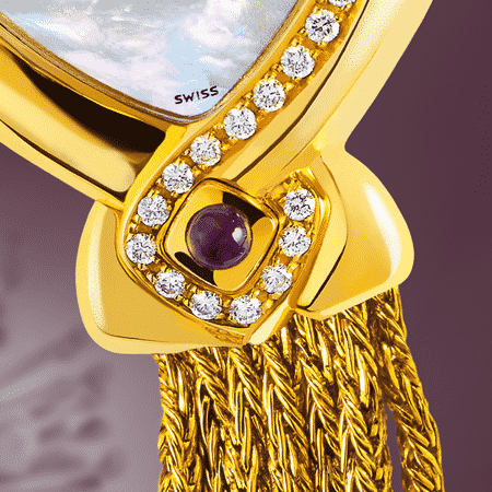 Uhren für Frauen Geburtstag : New Life Golduhr mit 32 Diamanten, Zifferblatt Perlmutter weiss, vergoldete Hände, Goldcabochon mit einer Amethyst, Goldarmband Cascade