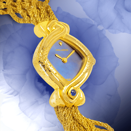 Wedding watch - Myriade: Gold watch, engraved, blue mother-of pearl dial, gold-plated hands, gold cabochon with a sapphire, yellow gold cascade bracelet