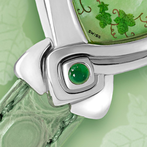 Chloé, Une ravissante montre en acier avec son élégant bracelet d'alligator vert tendre pour une femme du printemps, élégante et raffinée Swiss made