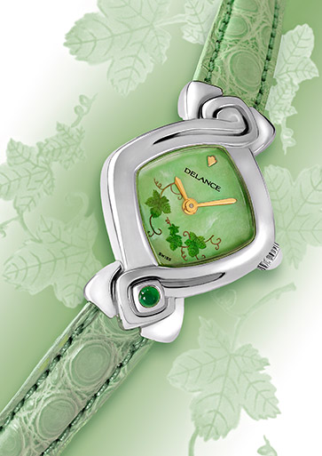 Chloe, die Stahl Damenuhr mit einem bemalten Zifferblatt und einem Alligator Armband in Pastel grün. Wasserdicht, Swissmade, Saphirglass